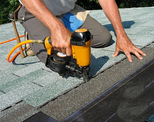 Best Best Roofing Contractors  in Halawa, HI